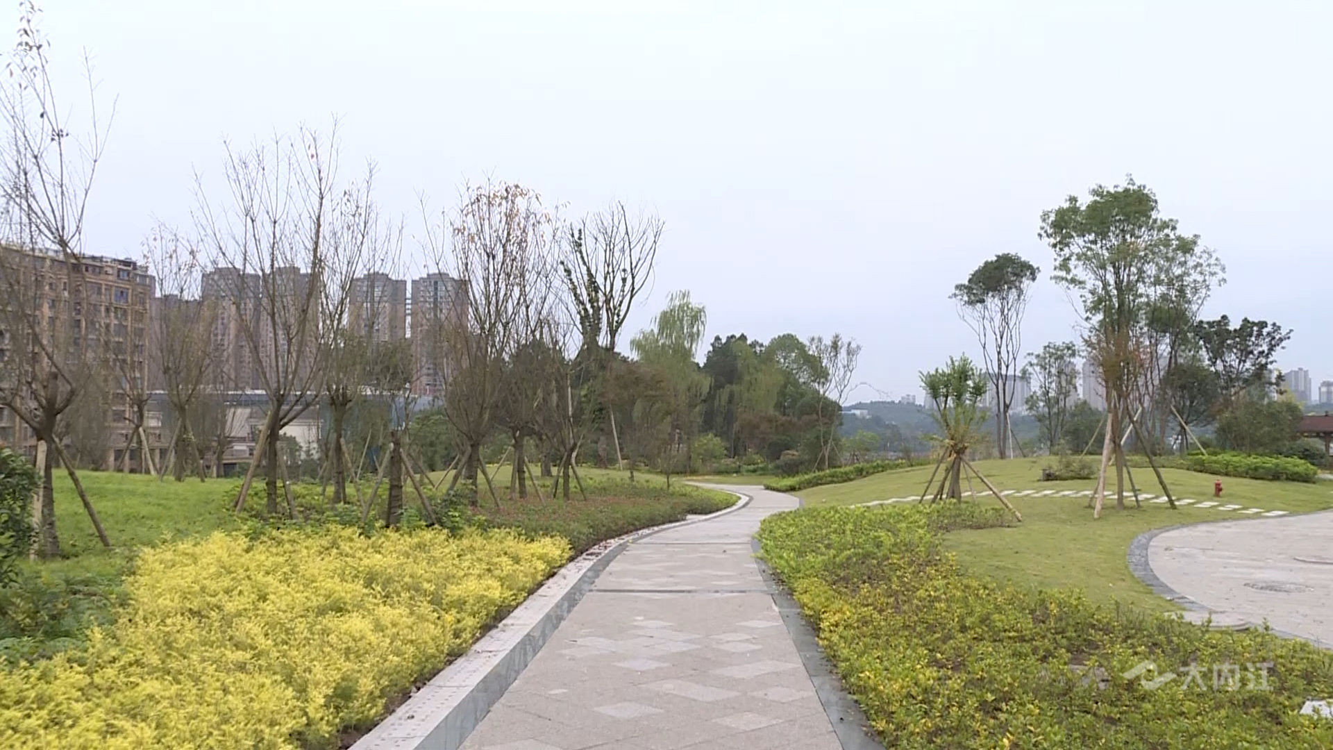 281877_1606118628412711.jpg 花萼中北段.mp4_snapshot_00.40.360.JPG