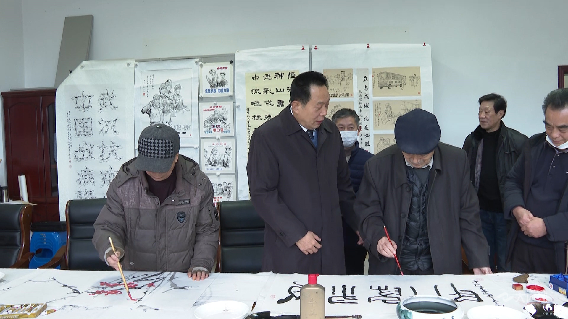 269955_1607924435933474.jpg 老年书画研究会4.jpg