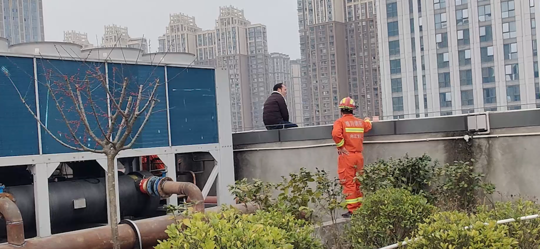 281606_1611740278704545.png 640.png