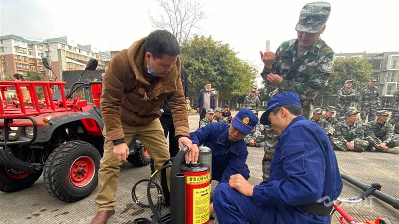 281606_1612769516316522.jpg 3.jpg