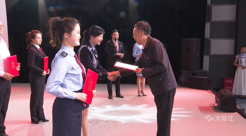 269955_1617197574422552.png LE23FI`5@YMGLWTPW8D7IZY.png