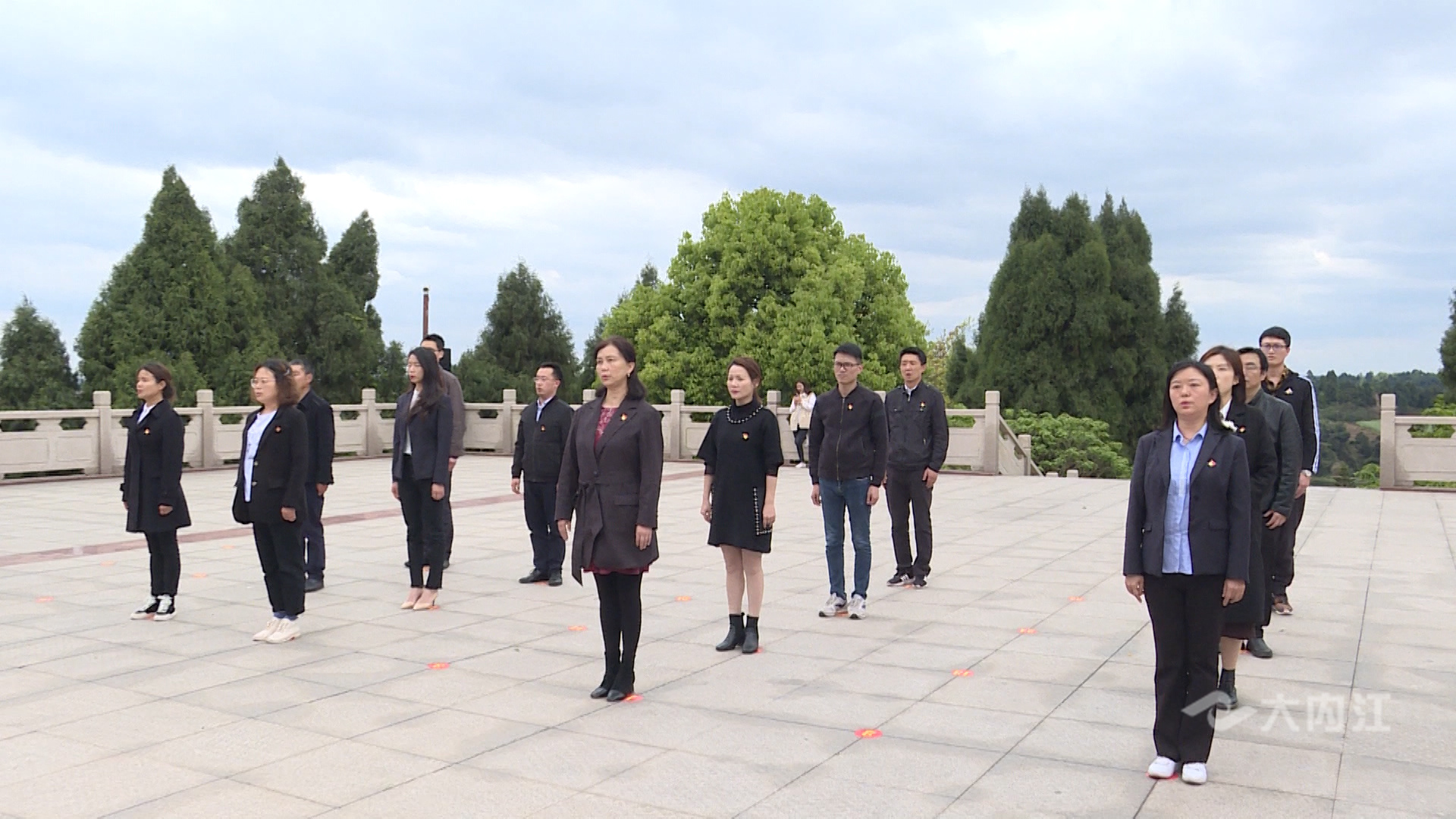 281877_1617353207409762.jpg 1.jpg