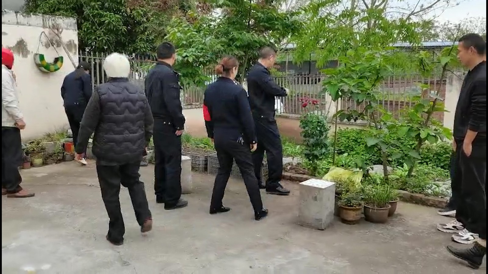 序列 04.00_00_03_24.Still017.jpg