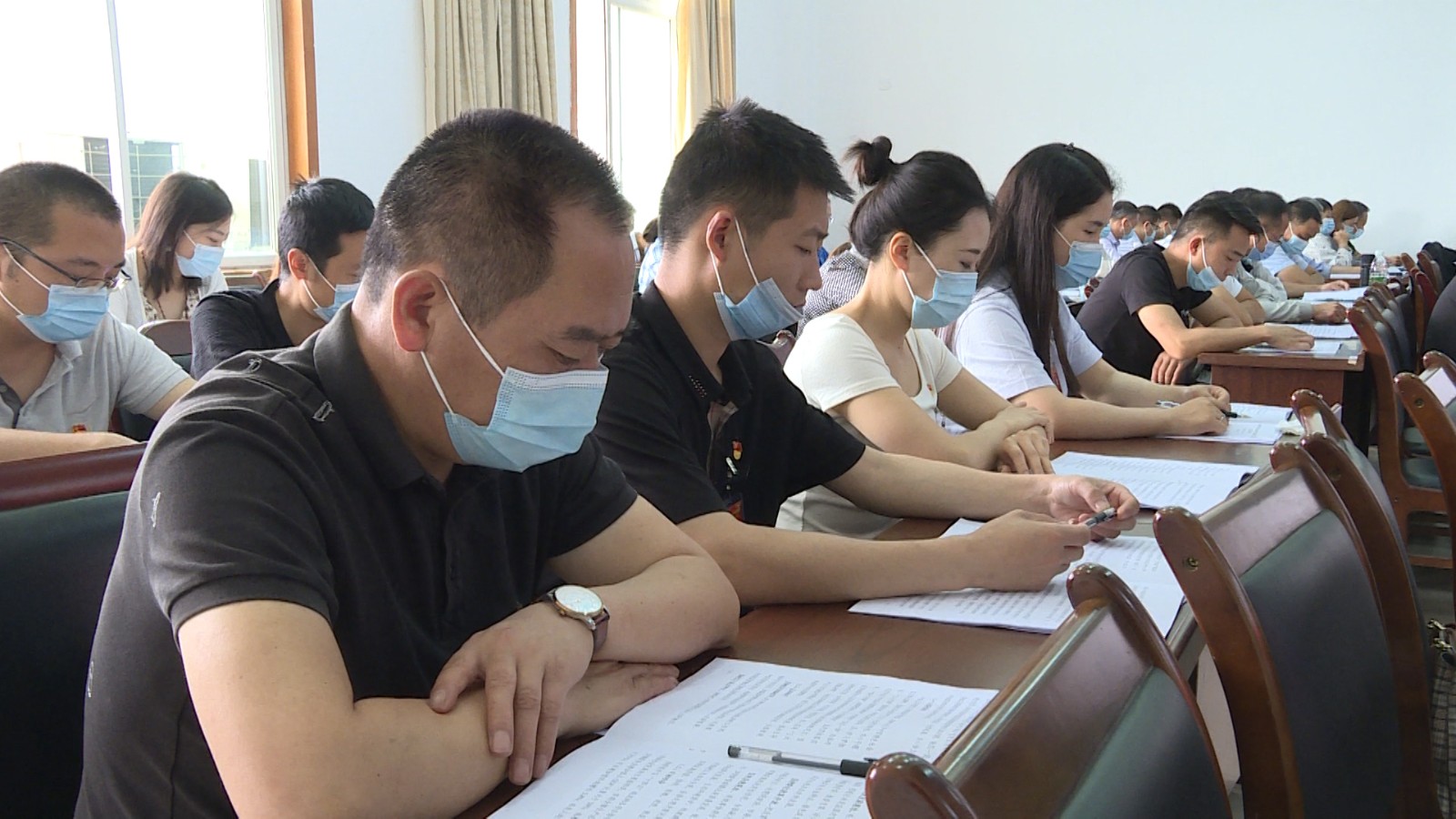 281921_1622192137974954.jpg 729_6679_01.00_00_47_02.Still007.jpg