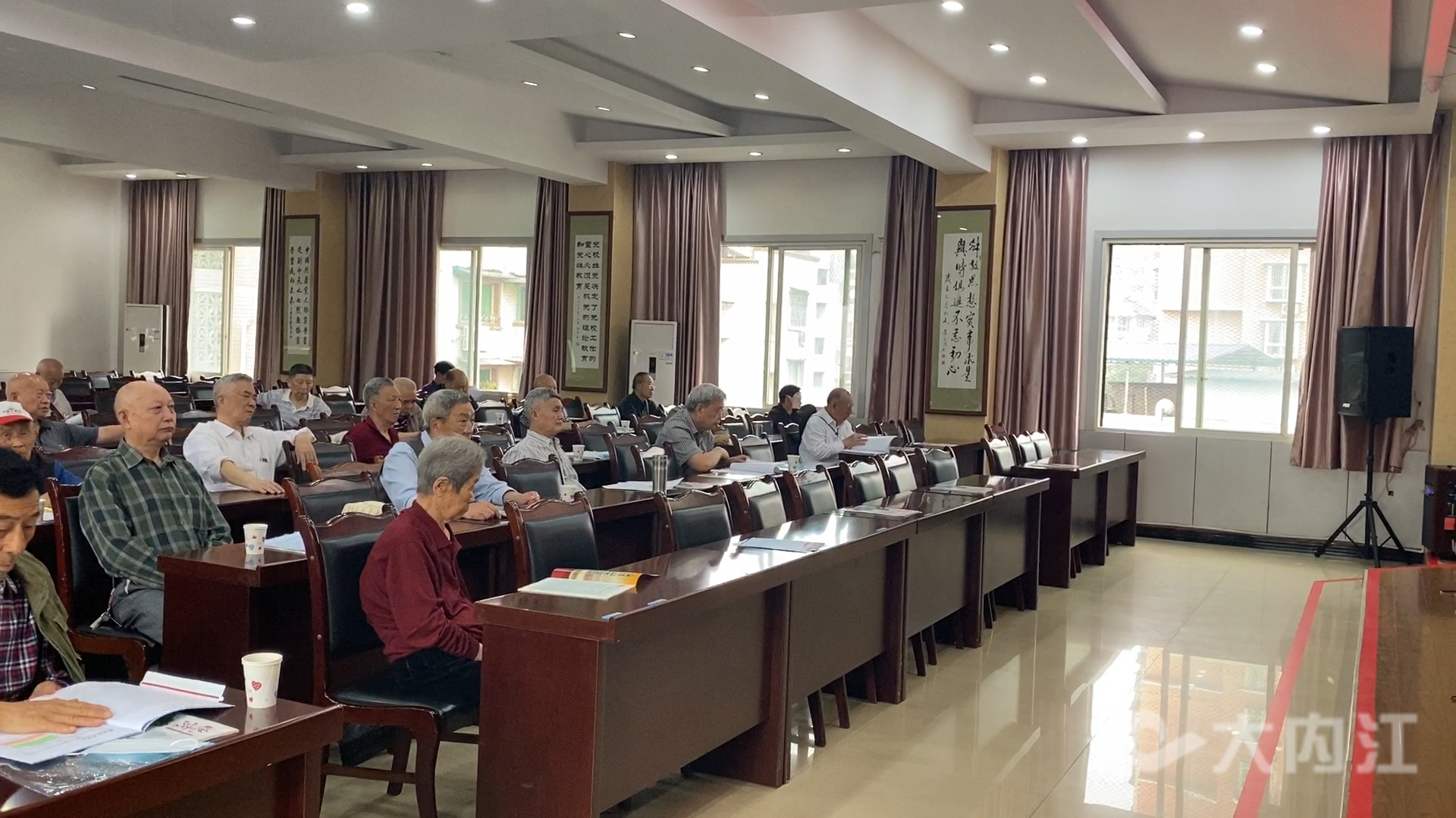 286258_1621481034340866.jpg 6563fd3fc74f925ad3adac84eadf7a2.jpg