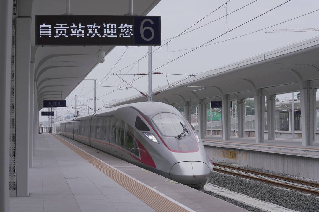 288267_1622346535643954.jpg 123.jpg